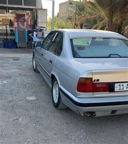 بی ئێم دەبڵیو سیریەس 5